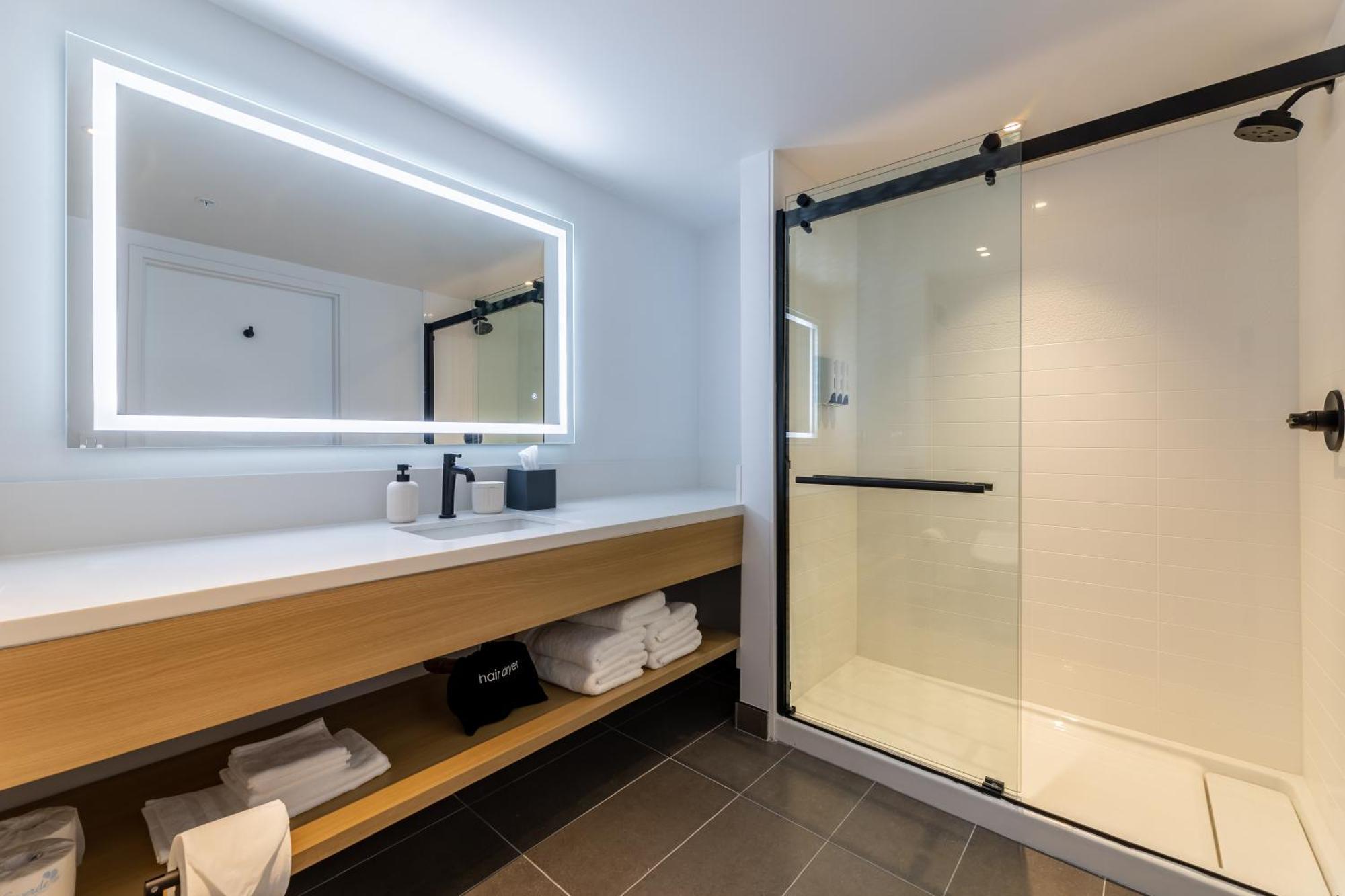 Hotel Mai Downtown ロングビーチ 部屋 写真