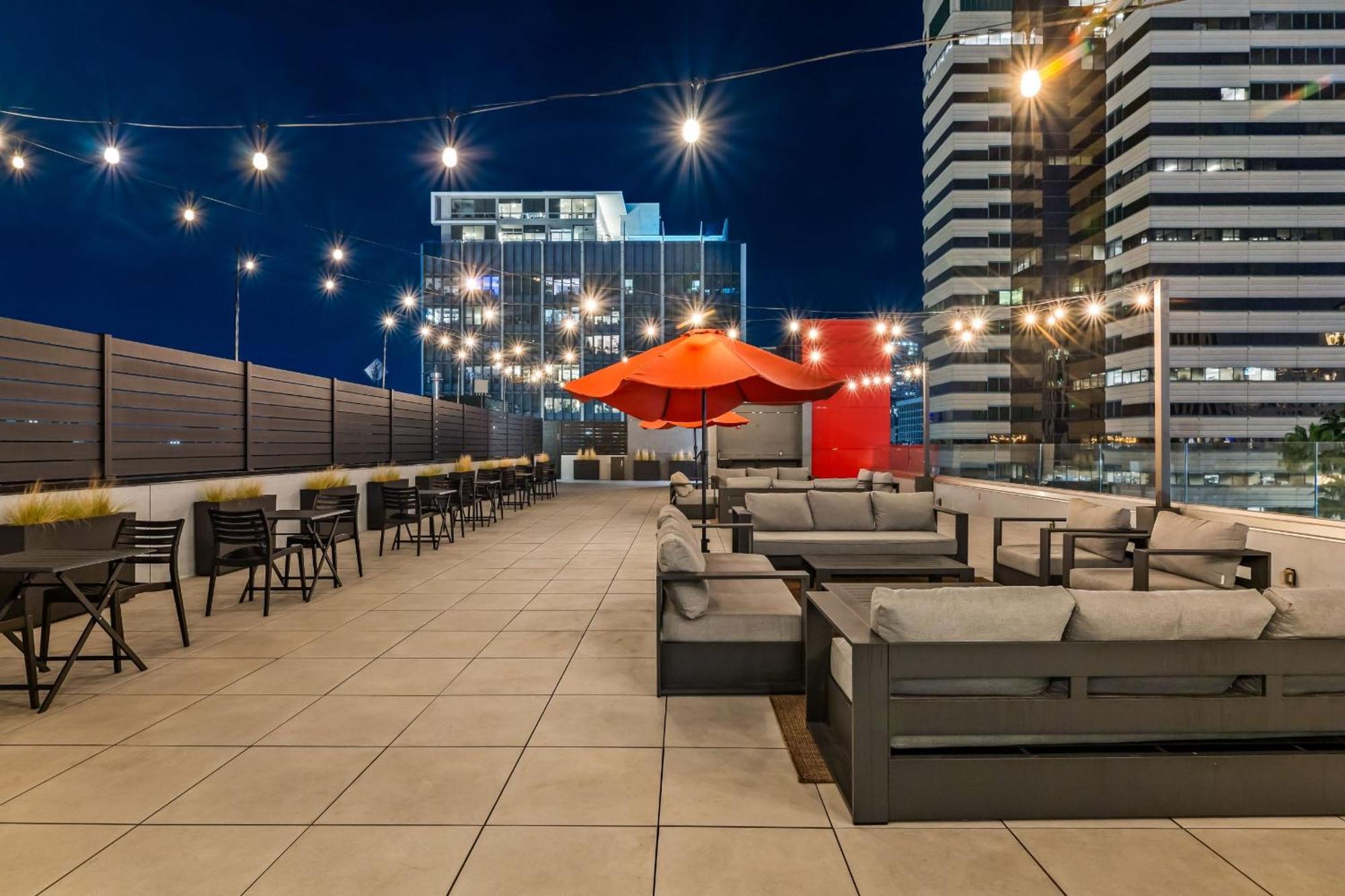 Hotel Mai Downtown ロングビーチ エクステリア 写真
